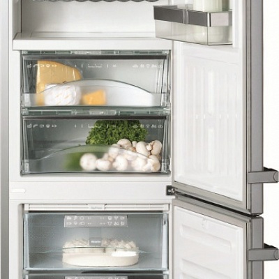 Холодильно-морозильная комбинация KFN14927SD ed/cs-1